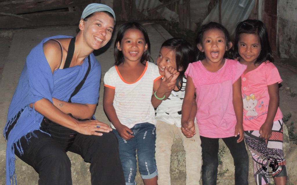 Michelle with local kids - Philippines travel tips