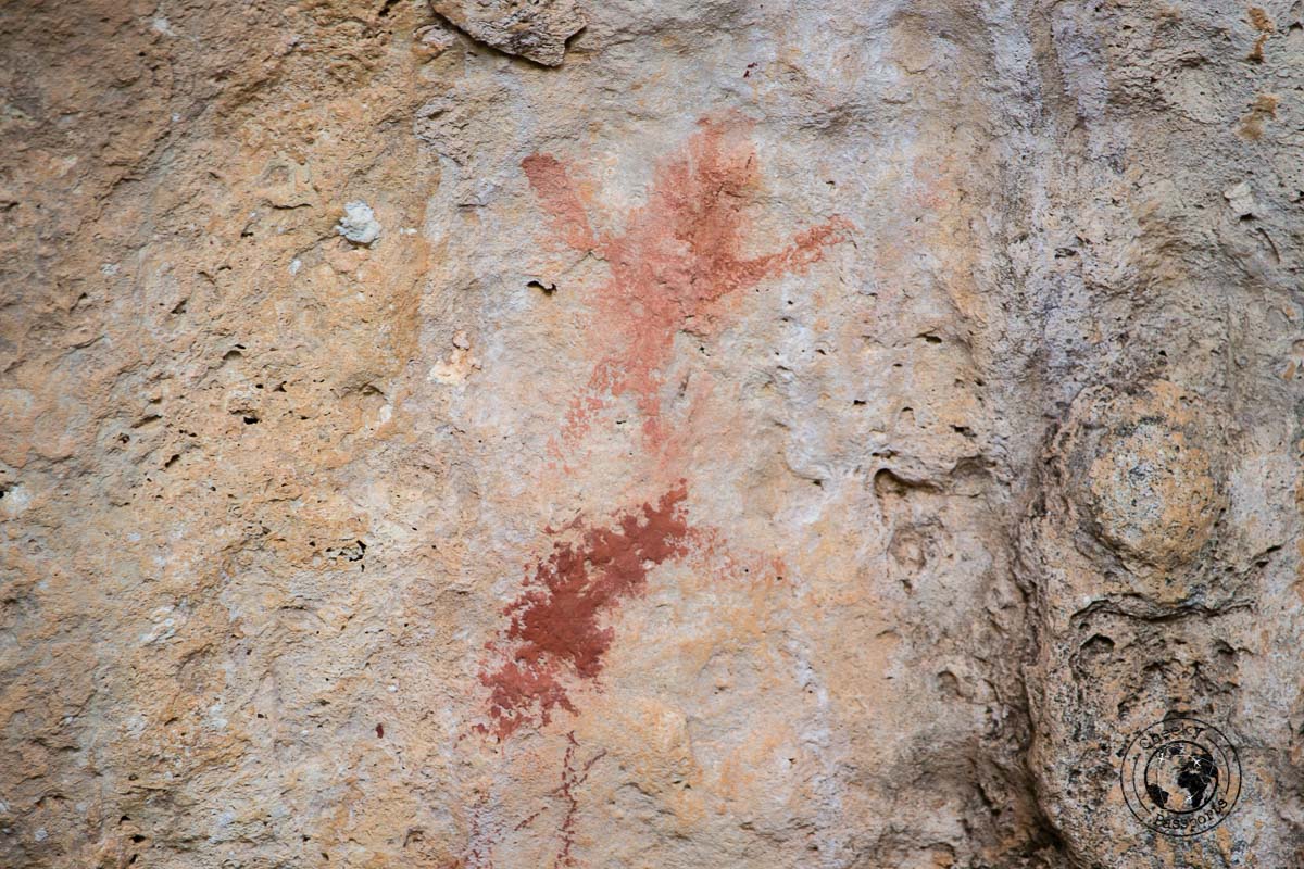 Paintings on the walls of the caves at Valu Sere- How to get to Jaco Island in Timor-Leste – a guide